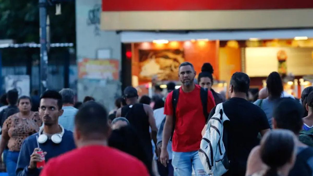 Afastamentos por Saúde Mental Sobem 15,6% e Alcançam 546 Mil