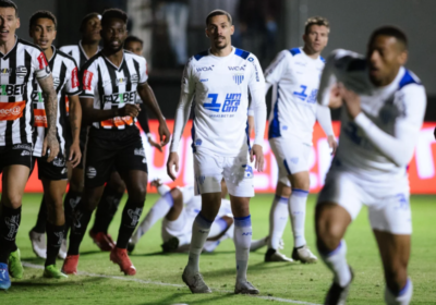 Avaí busca equilíbrio defensivo e ofensivo para superar o Athletic