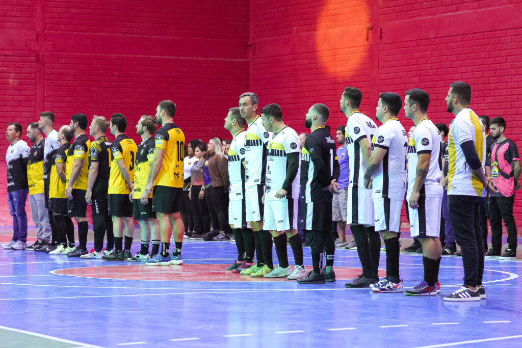 Bombinhas Inicia XXVIII Campeonato Municipal de Futsal Amador com Grande Cerimônia