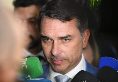 Flávio Bolsonaro Recusa Escolta da Polícia Federal para Campanha Eleitoral