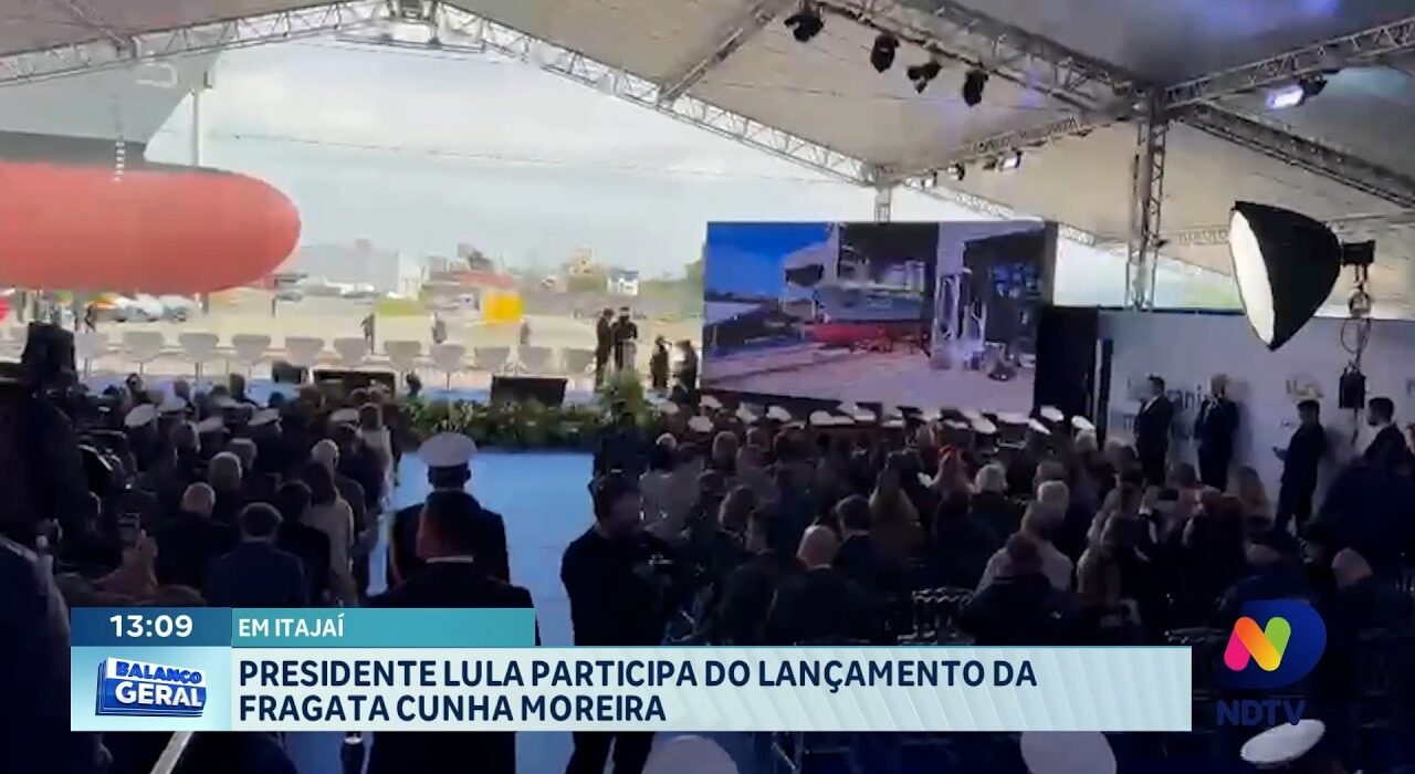 Lula Participa do Lançamento da Fragata Cunha Moreira em Itajaí