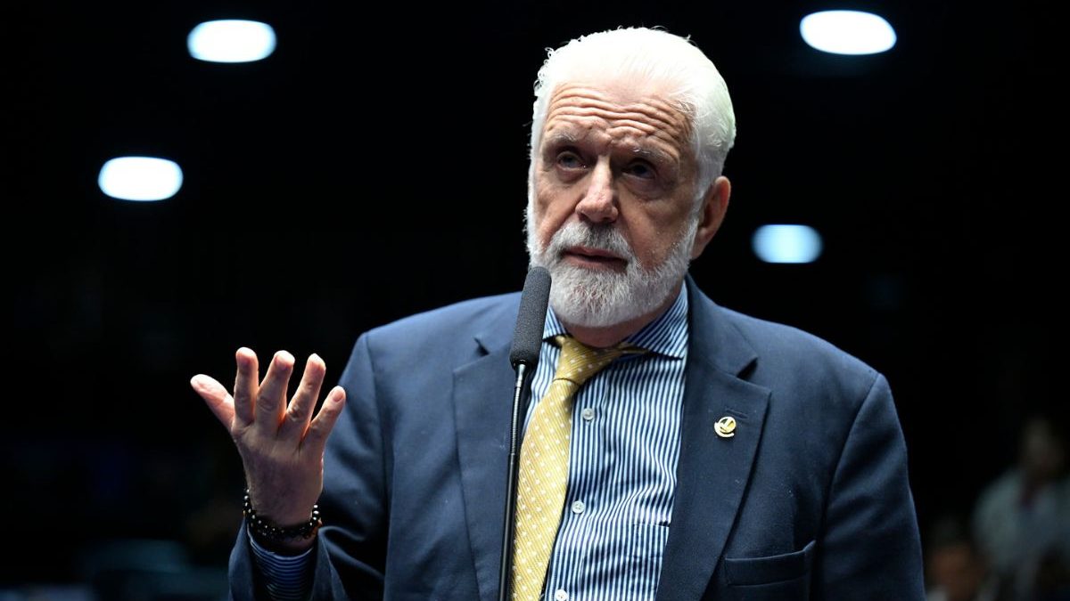 Operação da PF: Jaques Wagner é alvo de investigação sobre supostas irregularidades no Banco Master