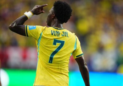 Seleção Brasileira Brilha na Copa: Evolução Tática e Força Coletiva