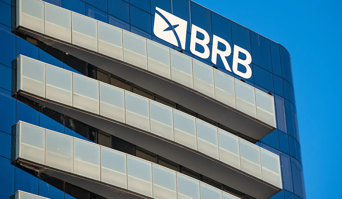 Ações do BRB atingem menor valor histórico após crise sem fim