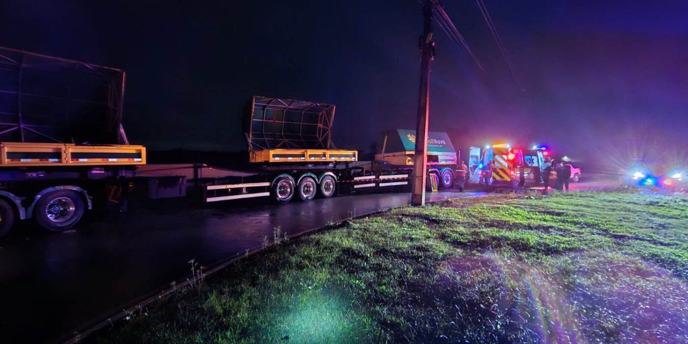 Caminhoneiro encontrado morto após ser esmagado pela própria carreta em São Francisco do Sul