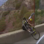 Ciclista Escapa de Acidente Grave no Tour de France