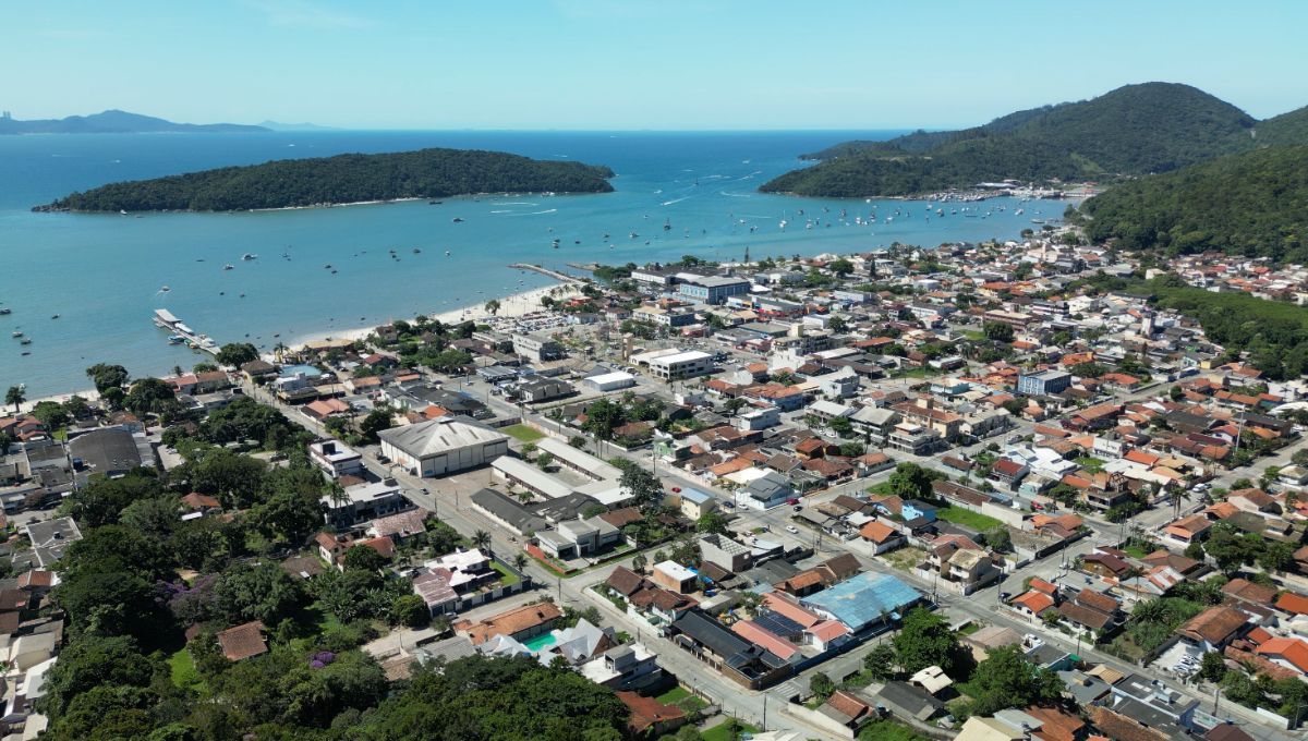 Clínica condenada a indenizar candidata eliminada de concurso por laudo toxicológico incompleto