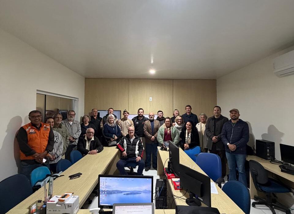 CONSEG de Porto Belo discute segurança, mobilidade e infraestrutura no bairro Perequê