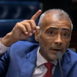 Ex-mulher de Romário pede transferência de apartamento devido a dívidas do senador