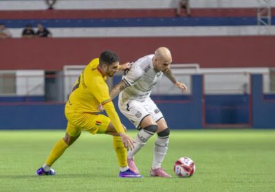 Figueirense Encara Brusque em Jogo Decisivo para Série C