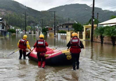 Frente Fria Traz Instabilidade em Santa Catarina com Risco de Alagamentos