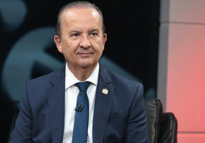 Governador de SC cumpre 6 das 13 promessas de campanha após 3 anos e meio de mandato