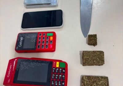 Homem é preso por tráfico de drogas em Porto Belo após ação da Polícia Militar