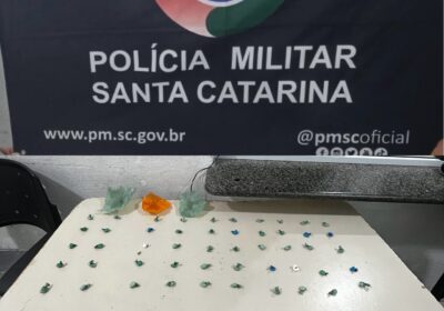 Homem é preso por tráfico de drogas no bairro Morretes, em Itapema