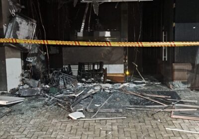 Incêndio em escritório é controlado por equipes do Corpo de Bombeiros