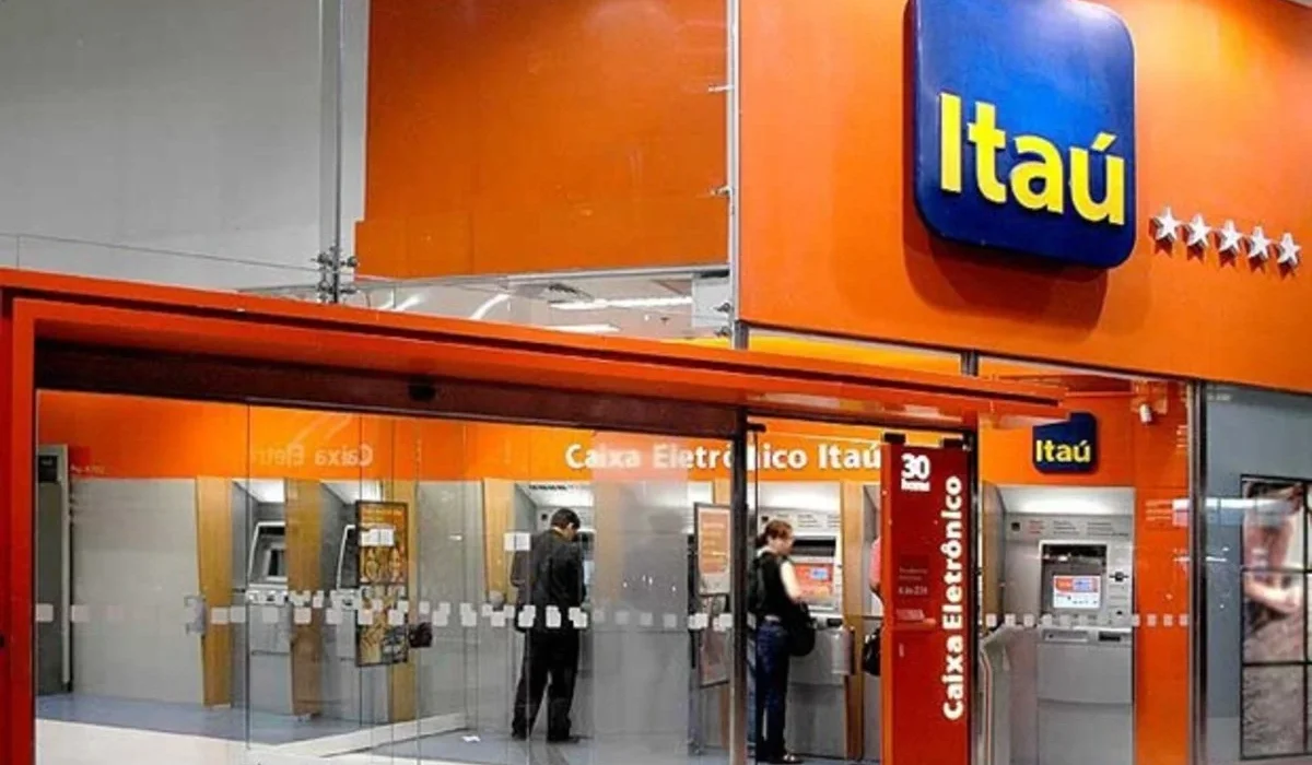 Itaú Contesta Projeções de Cobranças Irregulares e Metrópoles Propõe Auditoria
