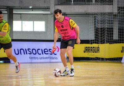 Jaraguá Futsal Busca Reação na Liga Nacional Contra o Cascavel