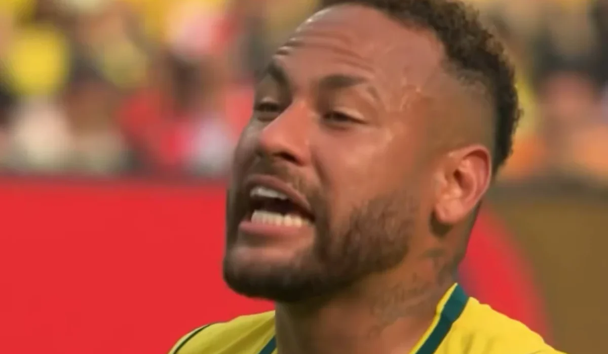 Neymar Jr. é flagrado xingando goleiro norueguês durante Copa do Mundo