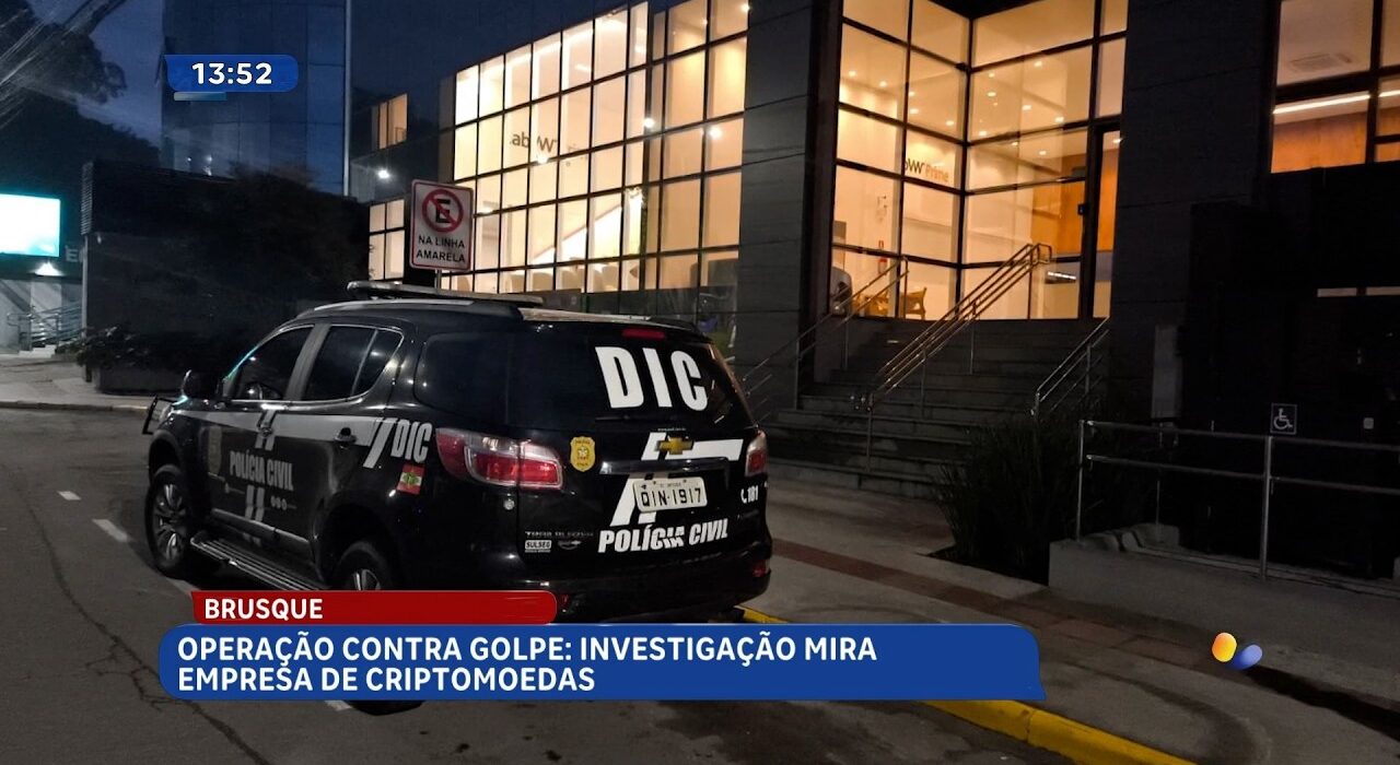 Operação policial investiga empresa de criptomoedas em Brusque por suspeitas de golpes