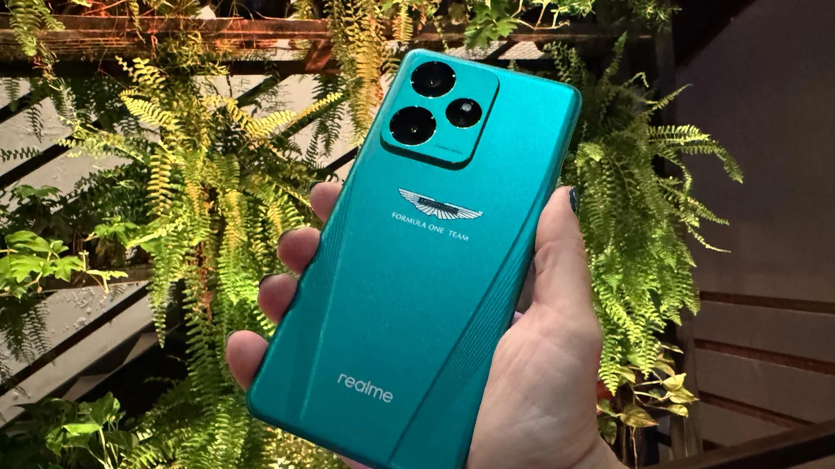 Realme cancela lançamento de novos smartphones GT e Neo devido à crise da IA