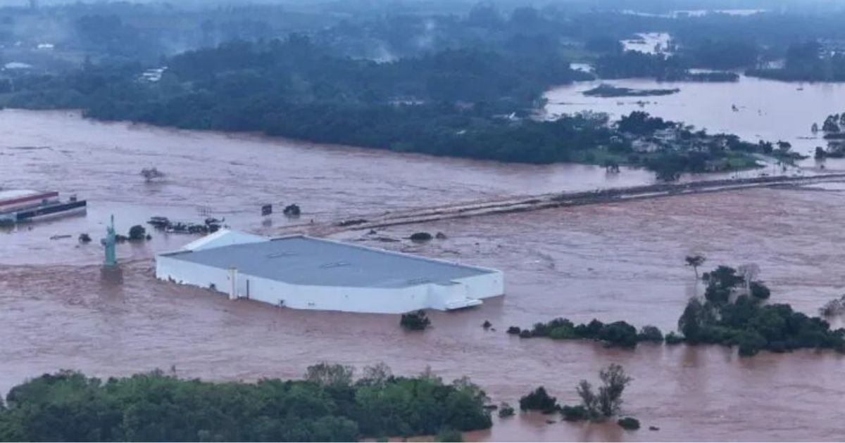 Rio Taquari Causa Enchente em Lajeado, no Rio Grande do Sul