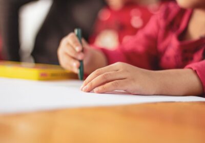 Saneamento Básico: Chave para a Educação e o Desenvolvimento de Bombinhas