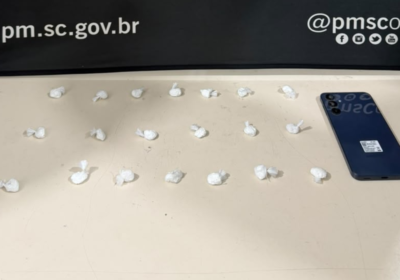 Suspeito de ‘delivery’ de cocaína é preso pela PM em Itapema