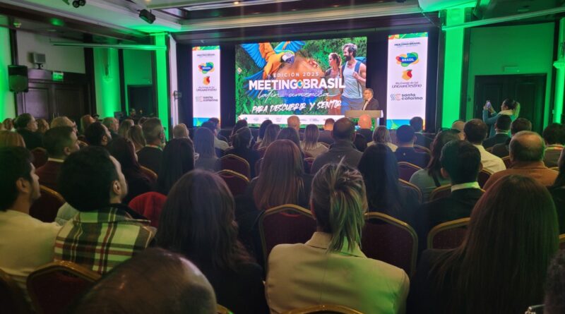 Bombinhas Amplia Presença Internacional no Mercado Turístico
