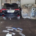 Desmanche clandestino com carros furtados é descoberto em Gaspar