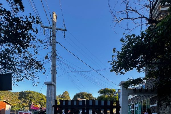 Princípio de incêndio mobiliza Bombeiros em escola de Itapema; aulas seguem normalmente