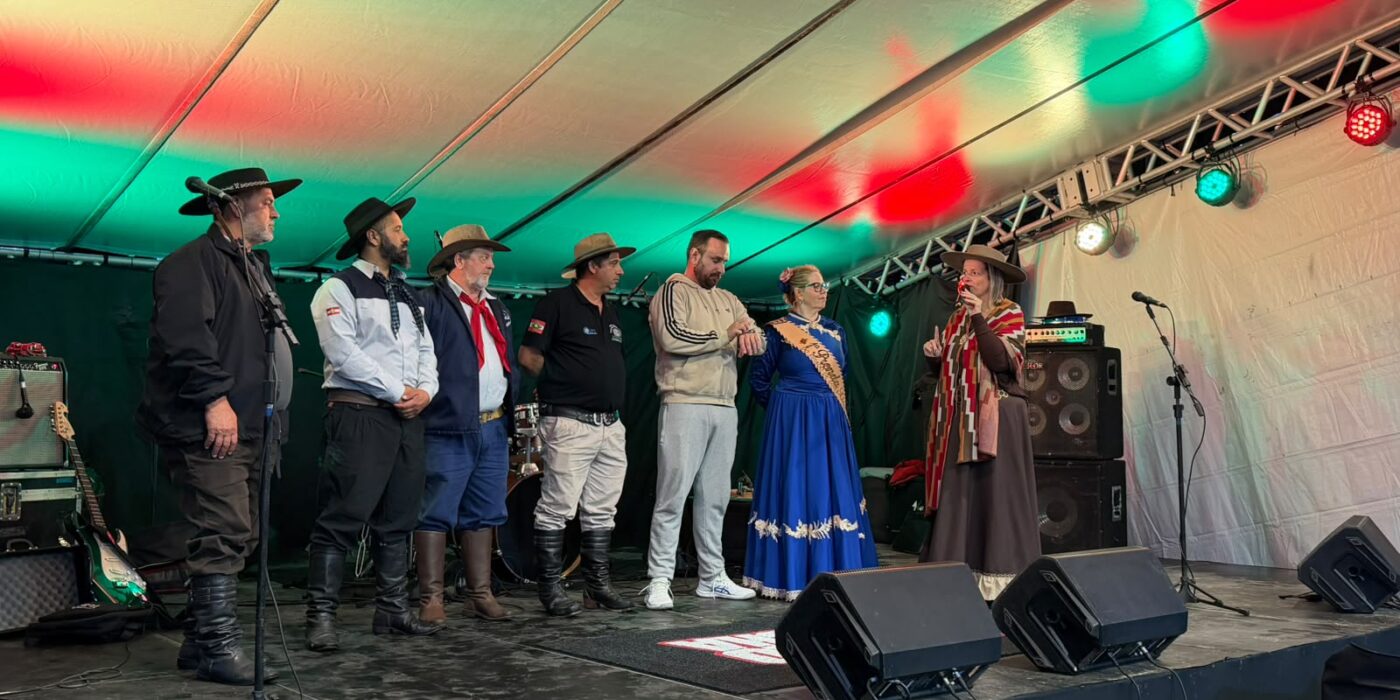 Festa Farroupilha começa com música e gastronomia na Praça da Paz em Itapema