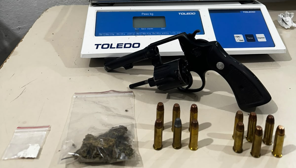 Homem é preso com revólver calibre .38 e drogas no bairro Alto São Bento, em Itapema