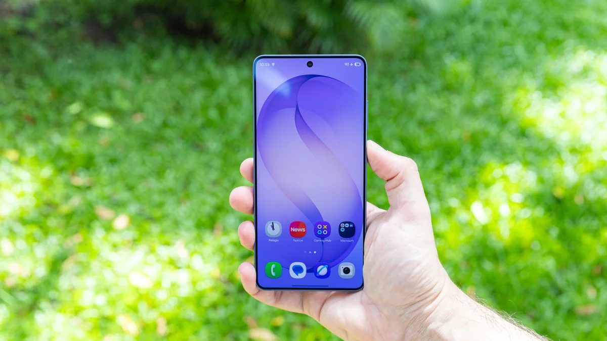Truque simples na One UI reduz consumo de bateria do Galaxy durante a noite